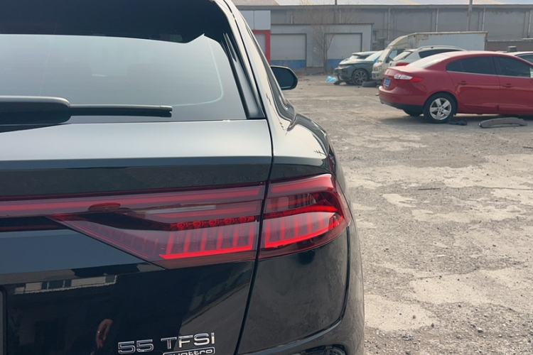 Used Audi Q8 2023 55 TFSI Luxury Dynamic Edition Exterior 4
