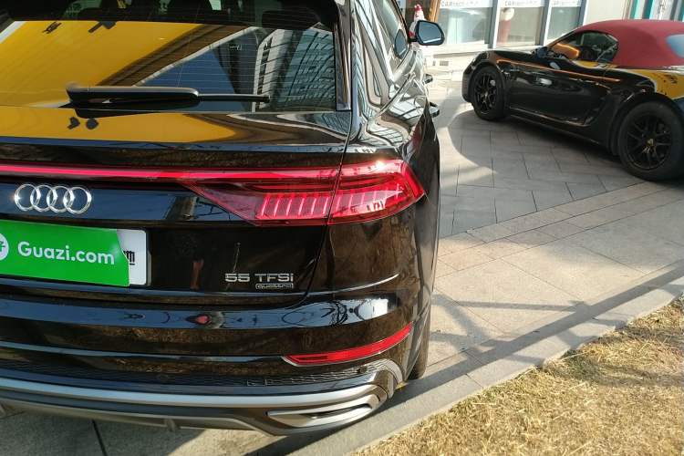 Used Audi Q8 2023 55 TFSI Luxury Dynamic Edition Exterior 6