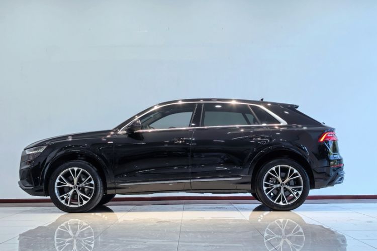 Used Audi Q8 2023 55 TFSI Luxury Dynamic Edition Exterior 6