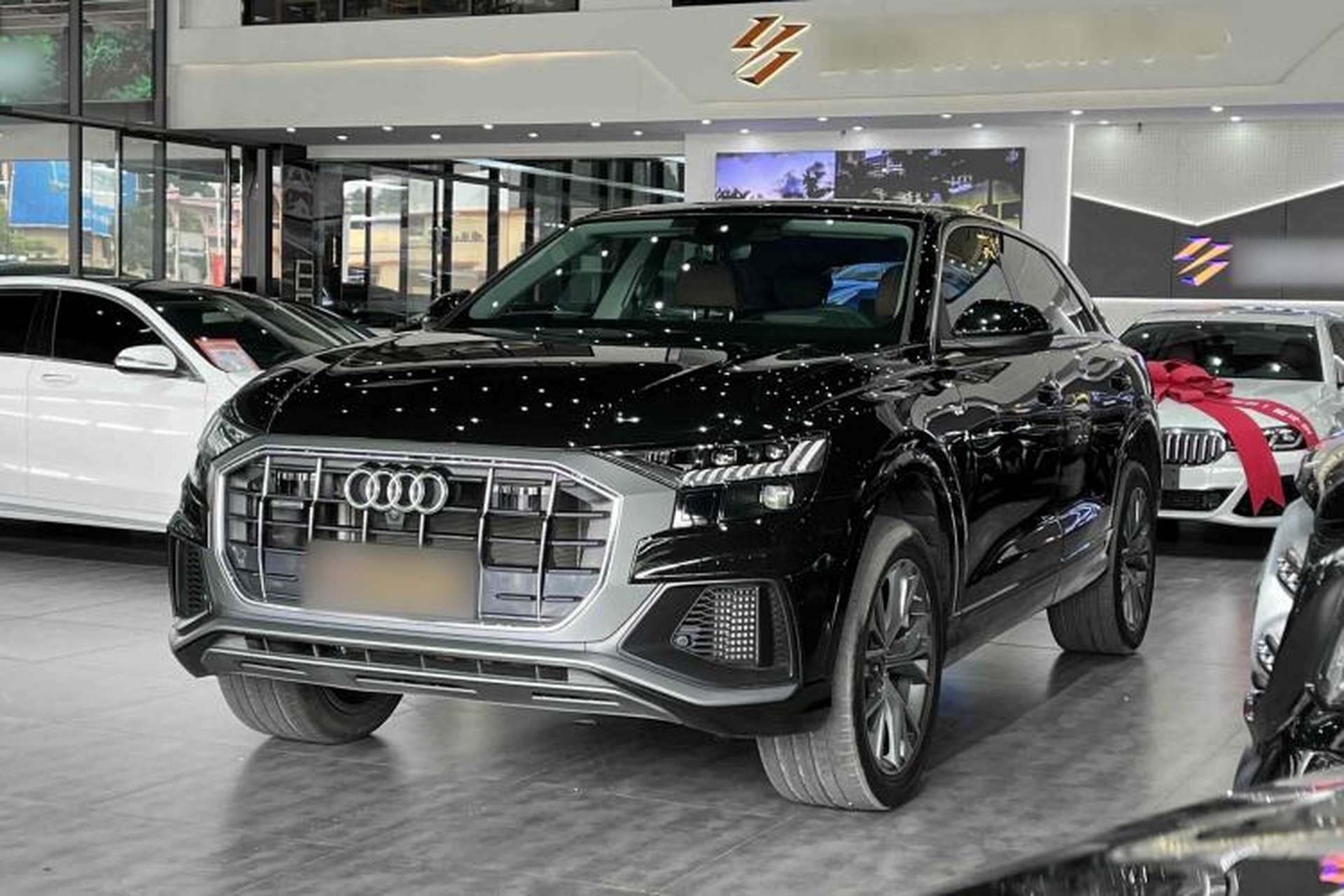 Used Audi Q8 2023 55 TFSI Luxury Dynamic Edition Front Left 45 Deg