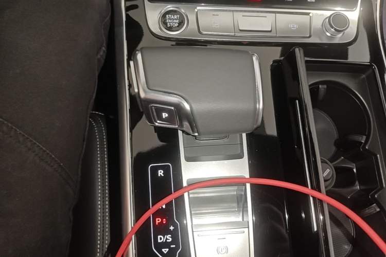 Used Audi Q8 2023 55 TFSI Prestige Dynamic Edition Gear Lever