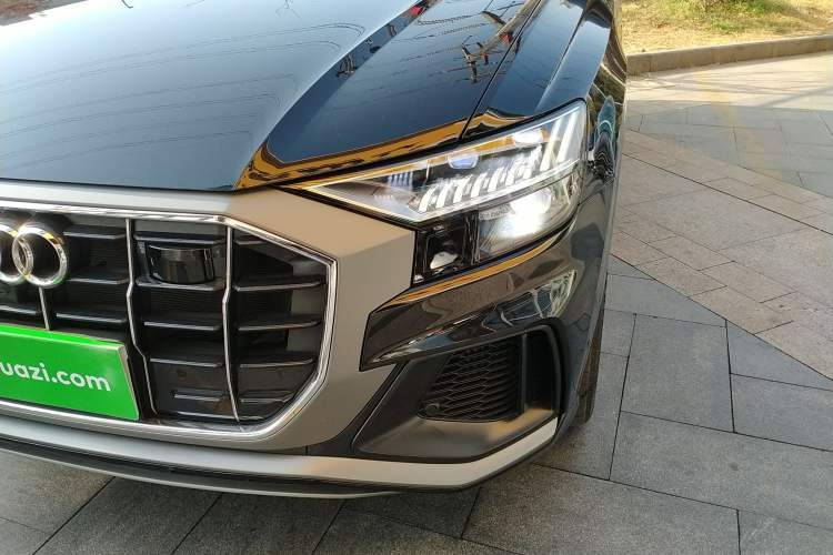 Used Audi Q8 2023 55 TFSI Luxury Dynamic Edition Left Front Headlight