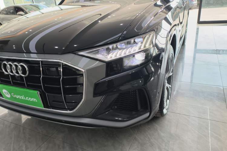 Used Audi Q8 2023 55 TFSI Luxury Dynamic Edition Left Front Headlight