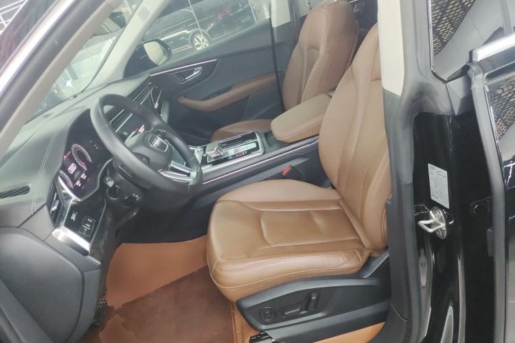 Used Audi Q8 2023 55 TFSI Luxury Dynamic Edition Left Front Seat