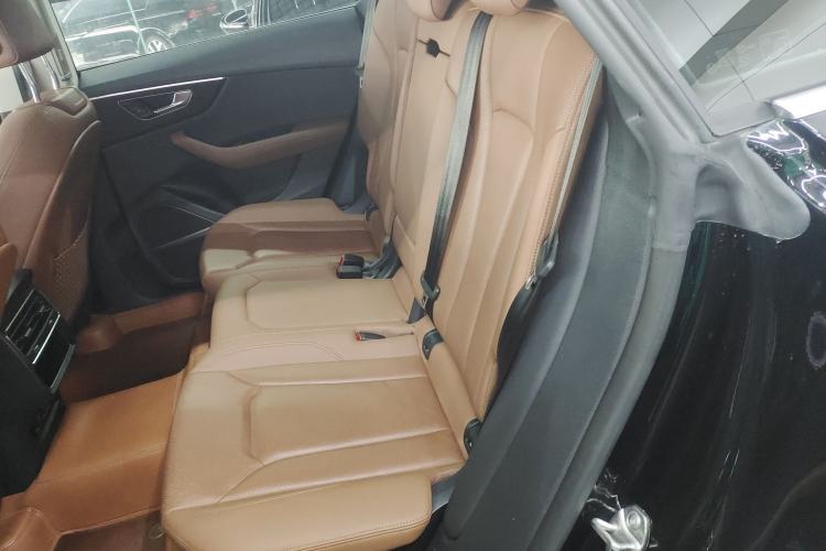 Used Audi Q8 2023 55 TFSI Luxury Dynamic Edition Left Rear Seat