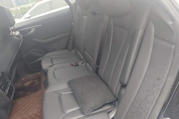 Used Audi Q8 2023 55 TFSI Luxury Dynamic Edition Left Rear Seat