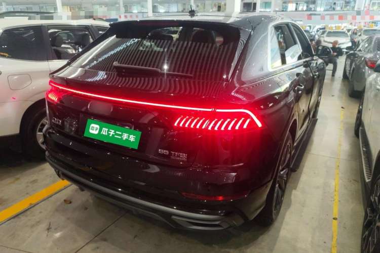 Used Audi Q8 2023 55 TFSI Luxury Dynamic Edition Rear Right 45 Deg