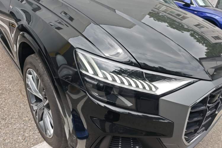 Used Audi Q8 2023 55 TFSI Prestige Dynamic Edition Right Front Headlight