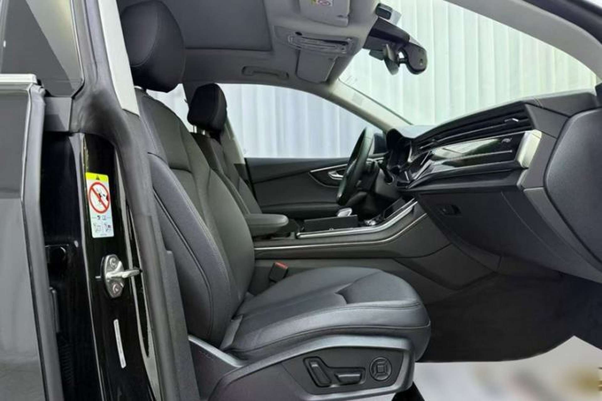 Used Audi Q8 2023 55 TFSI Luxury Dynamic Edition Right Front Seat