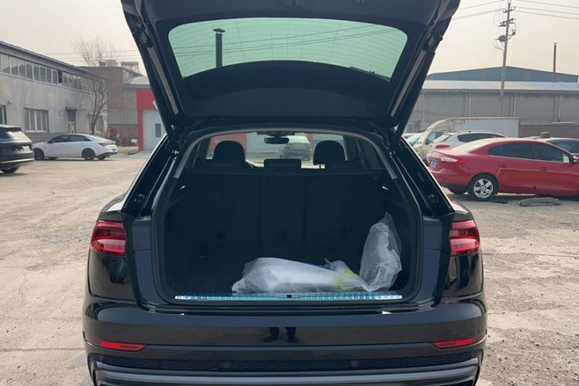 Used Audi Q8 2023 55 TFSI Luxury Dynamic Edition Trunk