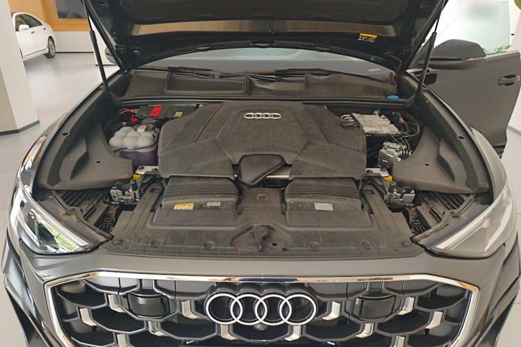 Used Audi Q8 2024 55 TFSI Luxury Dynamic Model Engine Bay