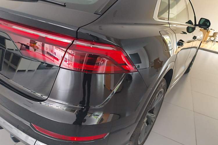 Used Audi Q8 2024 55 TFSI Luxury Dynamic Model Exterior 3