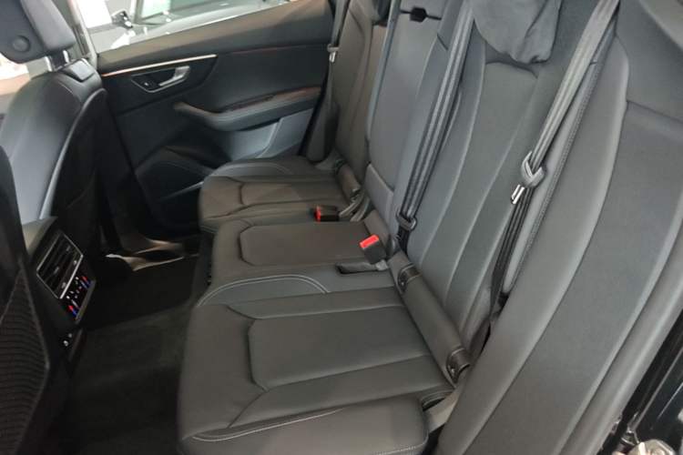 Used Audi Q8 2024 55 TFSI Luxury Dynamic Model Left Rear Seat