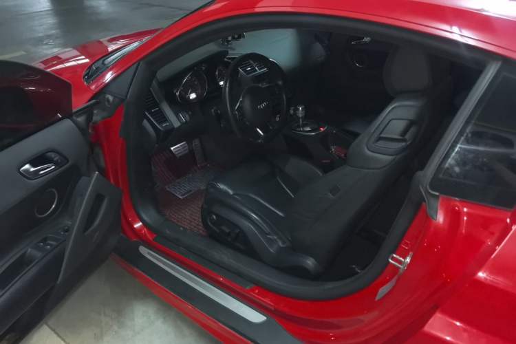 Used Audi R8 2010 5.2 FSI quattro Driver Seat