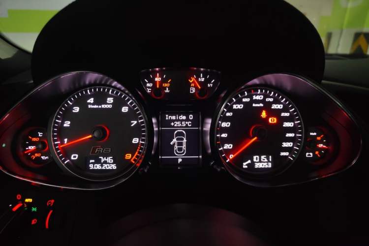 Used Audi R8 2014 Spyder 4.2 FSI quattro Instrument Cluster