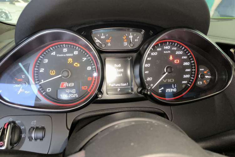 Used Audi R8 2014 5.2 FSI quattro Instrument Cluster