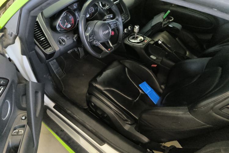 Used Audi R8 2014 5.2 FSI quattro Left Front Seat