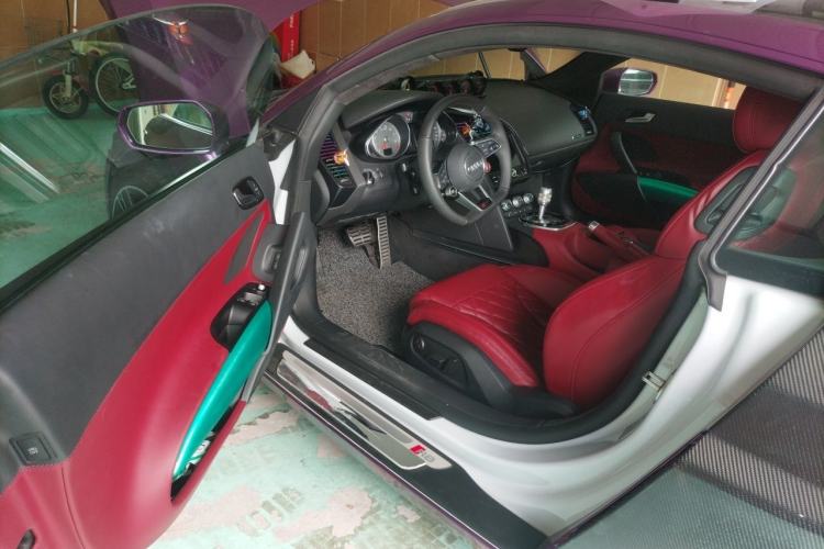 Used Audi R8 2014 4.2 FSI quattro Driver Seat