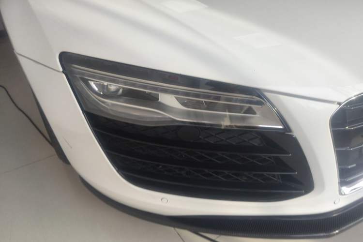 Used Audi R8 2014 4.2 FSI quattro Right Front Headlight