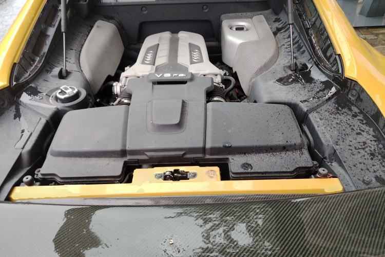 Used Audi R8 2014 4.2 FSI quattro Engine Bay