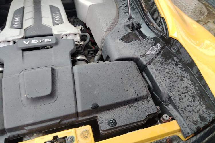 Used Audi R8 2014 4.2 FSI quattro Engine Bay Left
