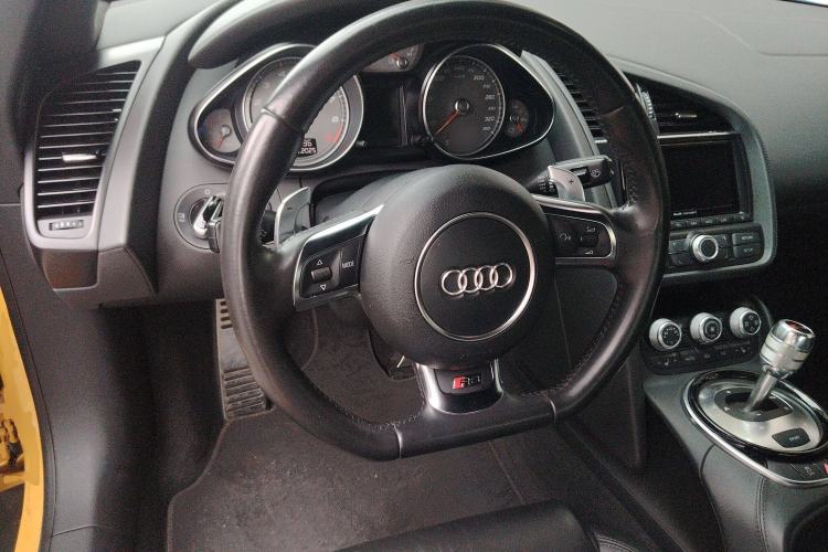 Used Audi R8 2014 4.2 FSI quattro Steering Wheel