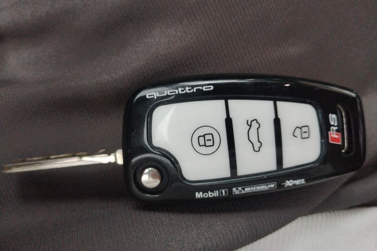 Used Audi R8 2014 4.2 FSI quattro Vehicle Key