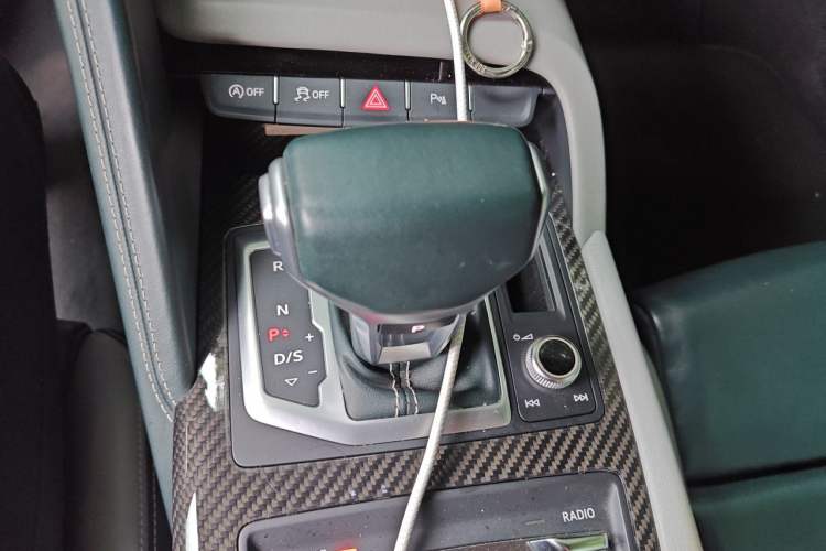Used Audi R8 2016 V10 Coupe Performance Gear Lever
