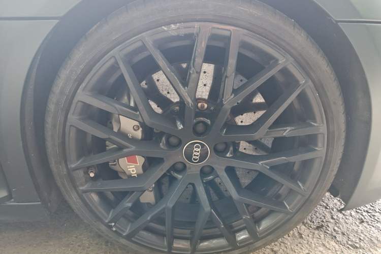 Used Audi R8 2016 V10 Coupe Performance Right Front Wheel Hub