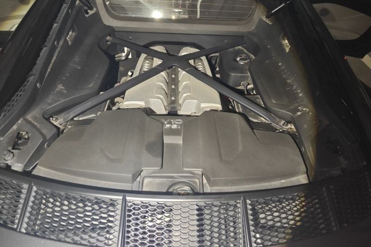 Used Audi R8 2021 V10 Coupe performance Engine Bay