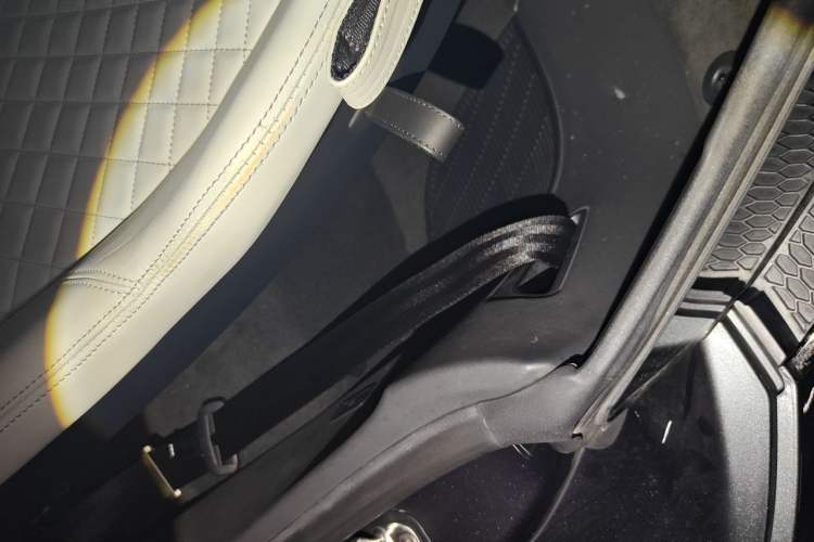 Used Audi R8 2021 V10 Coupe performance Left Rear Seat