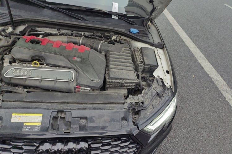 Used Audi RS 3 2017 RS 3 2.5T Limousine Engine Bay Left