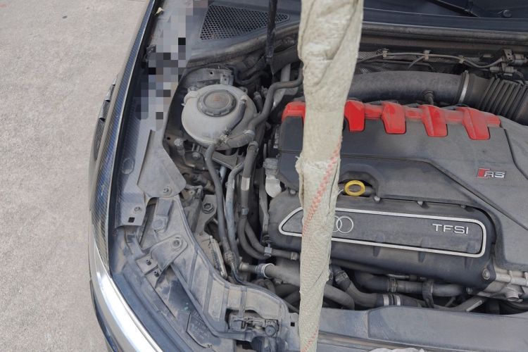Used Audi RS 3 2017 RS 3 2.5T Limousine Engine Bay Right