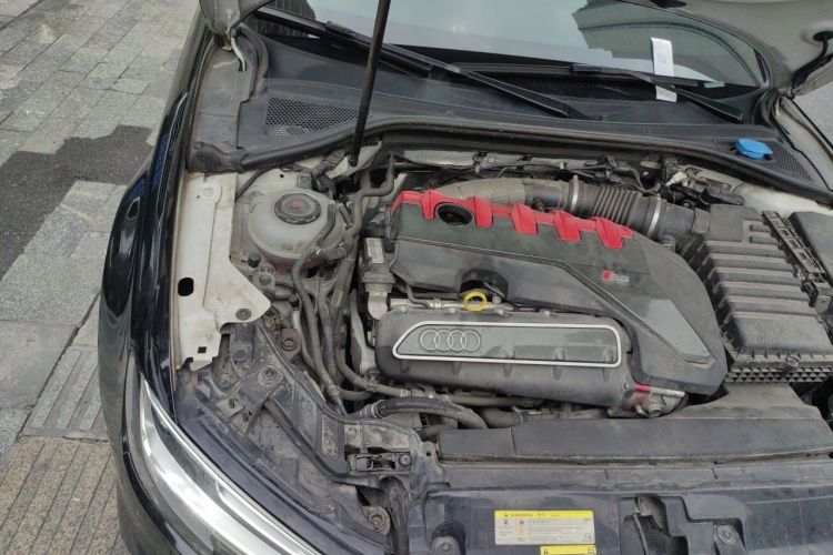 Used Audi RS 3 2017 RS 3 2.5T Limousine Engine Bay Right
