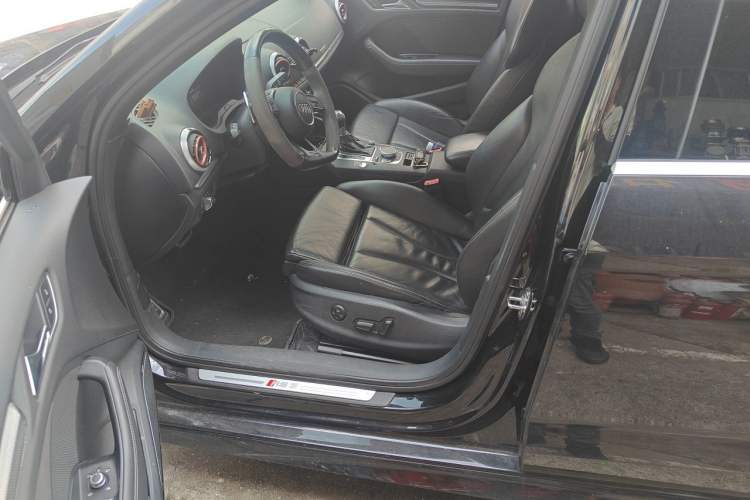 Used Audi RS 3 2017 RS 3 2.5T Limousine Left Front Seat