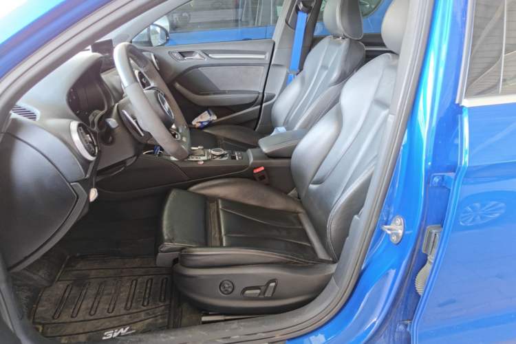 Used Audi RS 3 2017 RS 3 2.5T Limousine Left Front Seat
