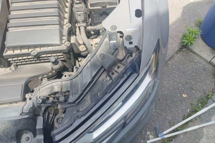 Used Audi RS 3 2017 RS 3 2.5T Limousine Engine Bay Left
