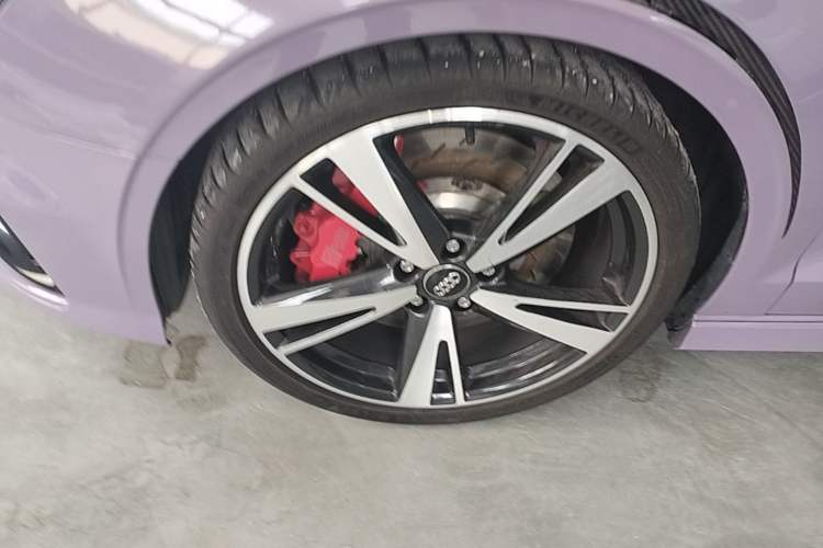 Used Audi RS 3 2017 RS 3 2.5T Limousine Left Front Wheel Hub