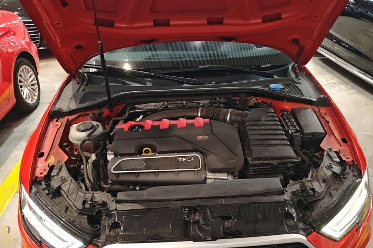 Used Audi RS 3 2017 RS 3 2.5T Limousine Engine Bay