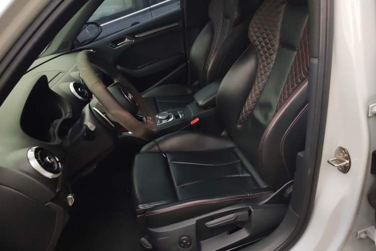 Used Audi RS 3 2017 RS 3 2.5T Limousine Left Front Seat