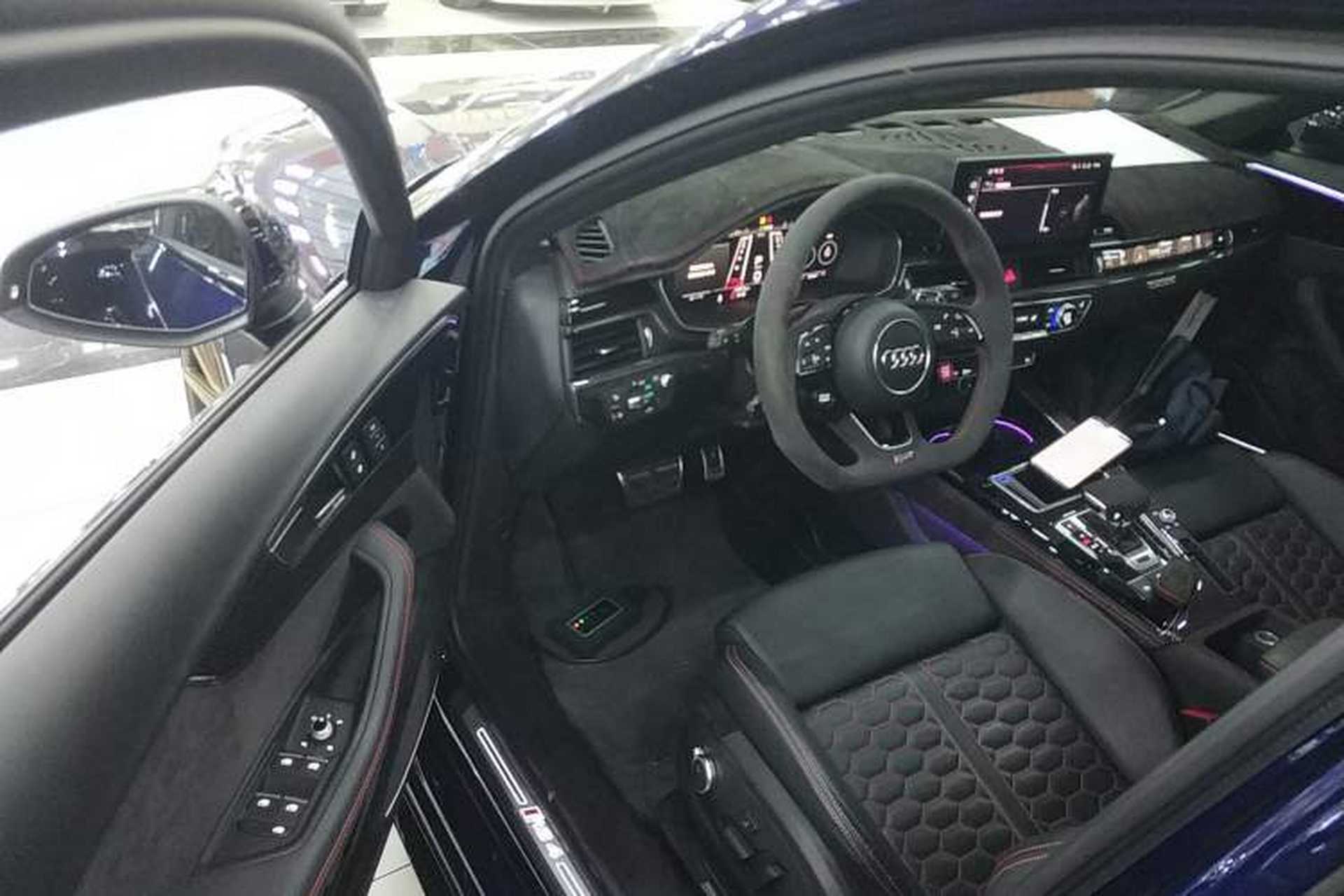 Used Audi RS 4 2021 RS4 Avant Obsidian Edition Driver Seat