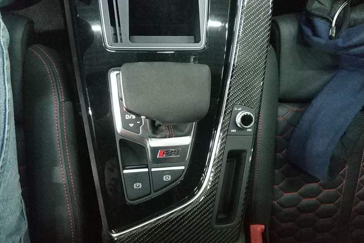Used Audi RS 4 2021 RS4 Avant Obsidian Edition Gear Lever