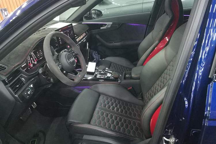 Used Audi RS 4 2021 RS4 Avant Obsidian Edition Left Front Seat