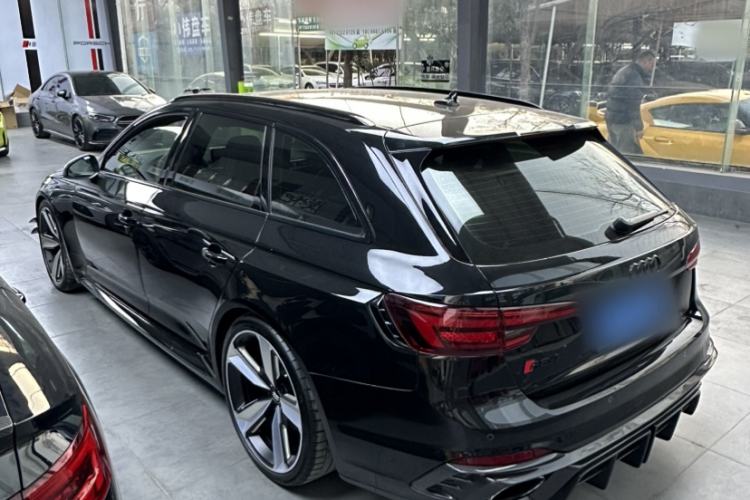 Used Audi RS 4 2019 RS 4 2.9T Avant Exterior 2