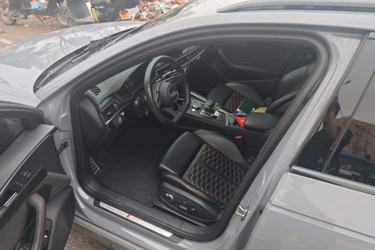 Used Audi RS 4 2019 RS 4 2.9T Avant Driver Seat