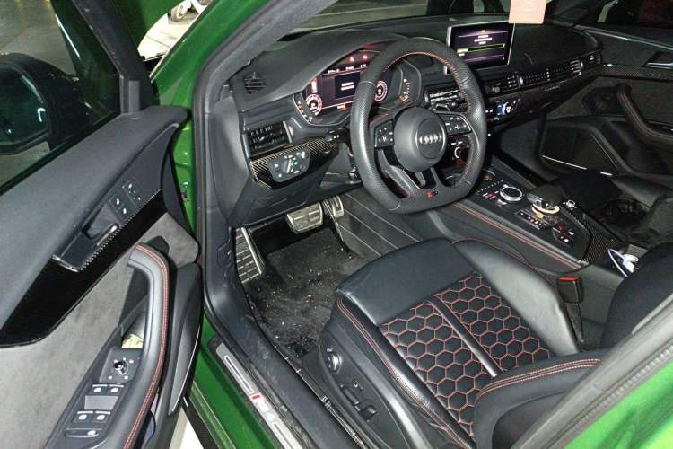 Used Audi RS 4 2019 RS 4 2.9T Avant Driver Seat