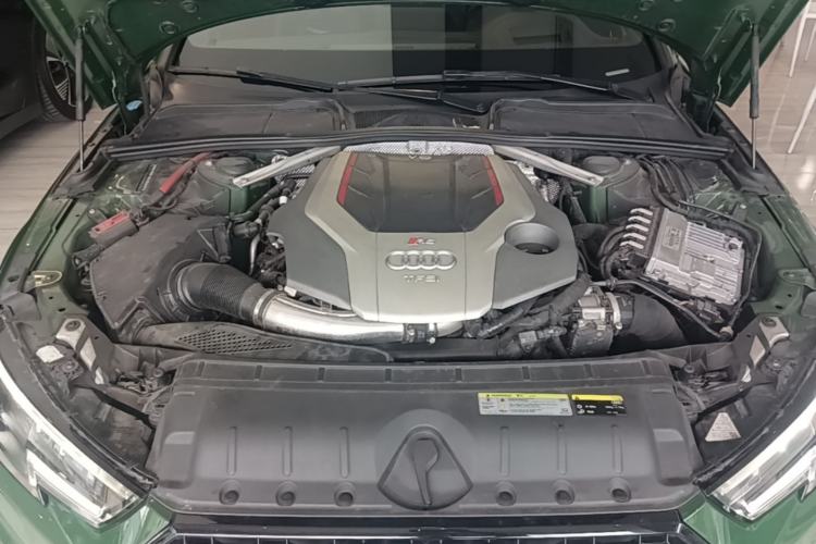 Used Audi RS 4 2019 RS 4 2.9T Avant Engine Bay