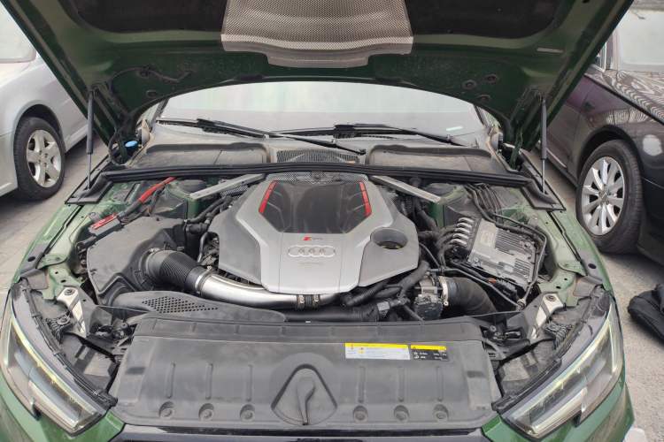 Used Audi RS 4 2019 RS 4 2.9T Avant Engine Bay