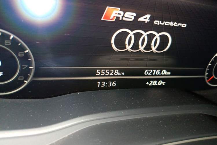 Used Audi RS 4 2019 RS 4 2.9T Avant Odometer Close Up
