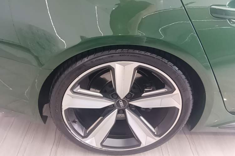 Used Audi RS 4 2019 RS 4 2.9T Avant Right Rear Wheel Hub